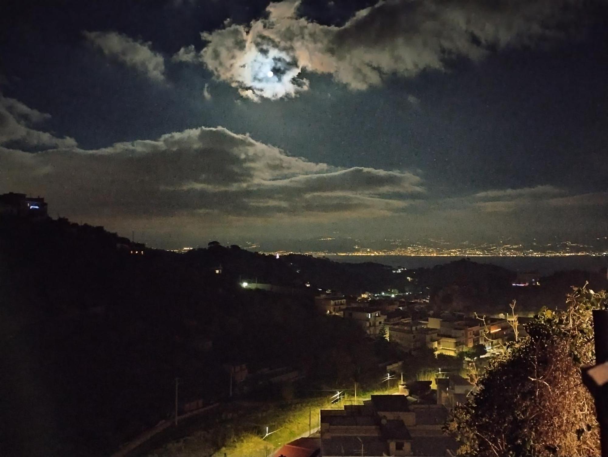 La Camera Nel Villaggio Messina Exterior foto