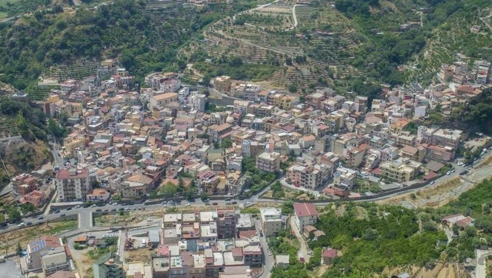 La Camera Nel Villaggio Messina Exterior foto